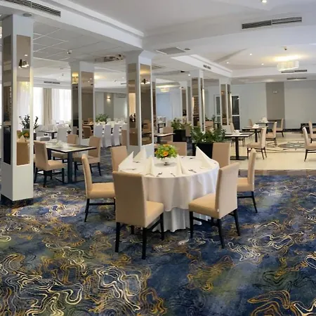 Hotel Ambasador Chojny Hotel