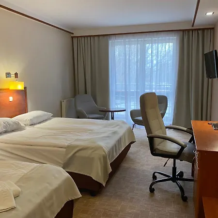Hotel Ambasador Chojny Лодзь