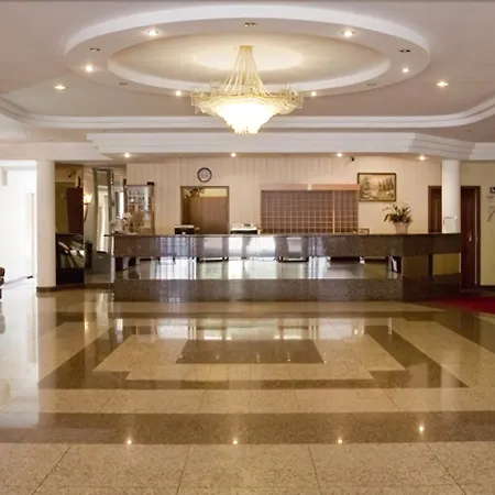Hotel Ambasador Chojny 3* Lodz