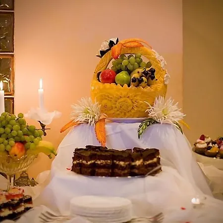 Hotel Ambasador Chojny 3*