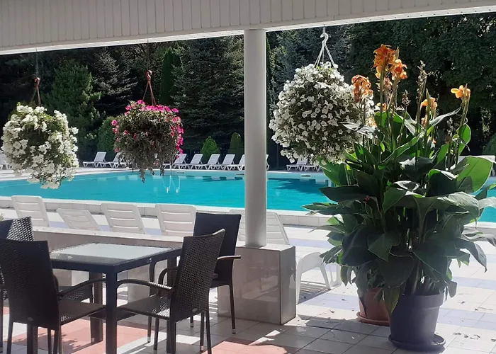 Ambasador Chojny فندق